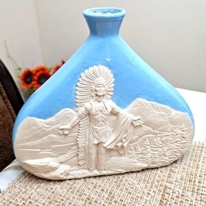 Vintage Ceramic Bisque Blue and Cream Native American Decorative Vase EUC